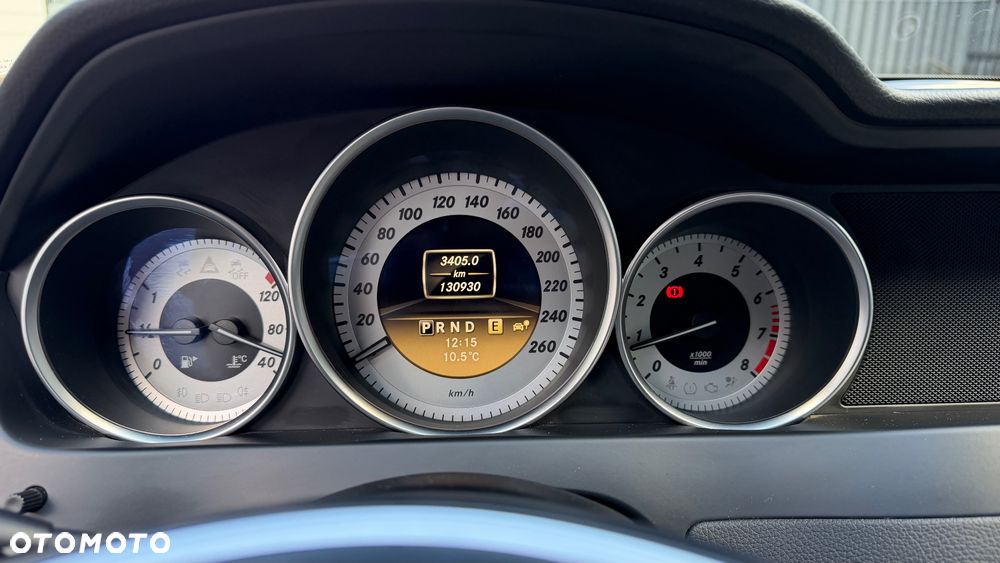 Mercedes-Benz Klasa C 250 CGI BlueEff Sport - 23