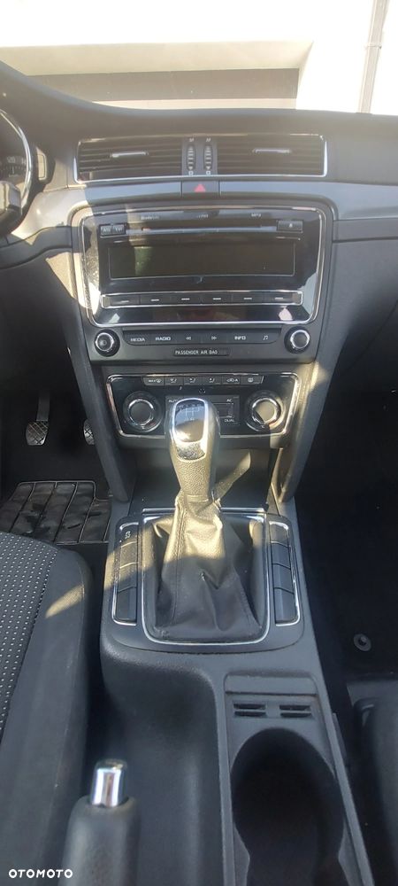 Skoda Superb 1.6 TDI Active - 11