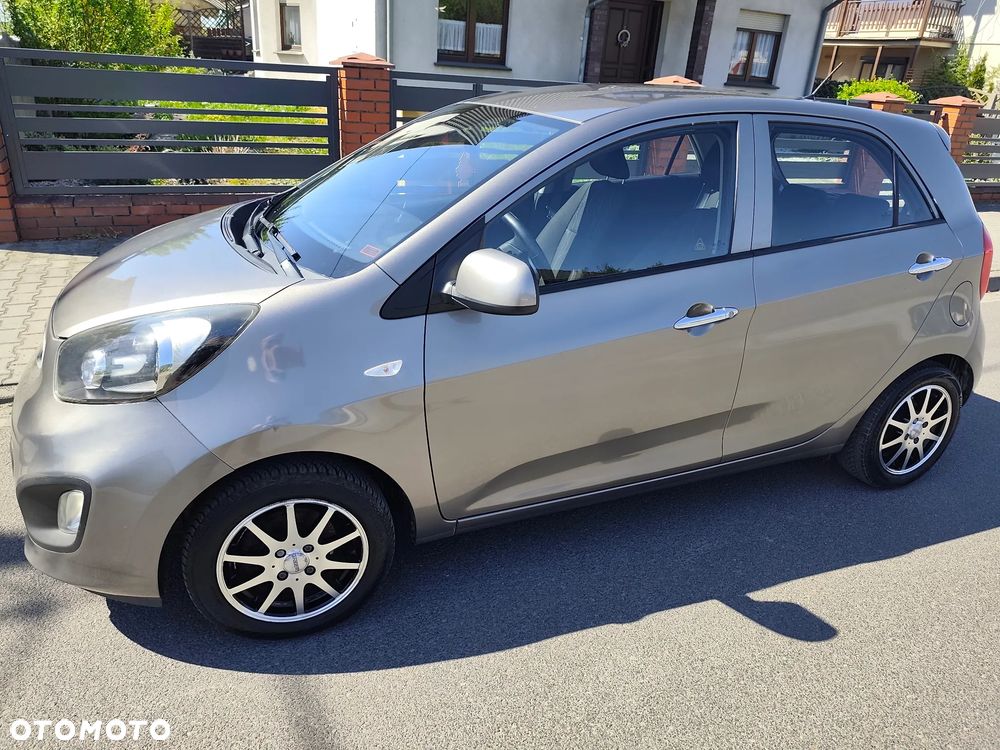 Kia Picanto 1.0 Dream Team Edition - 2