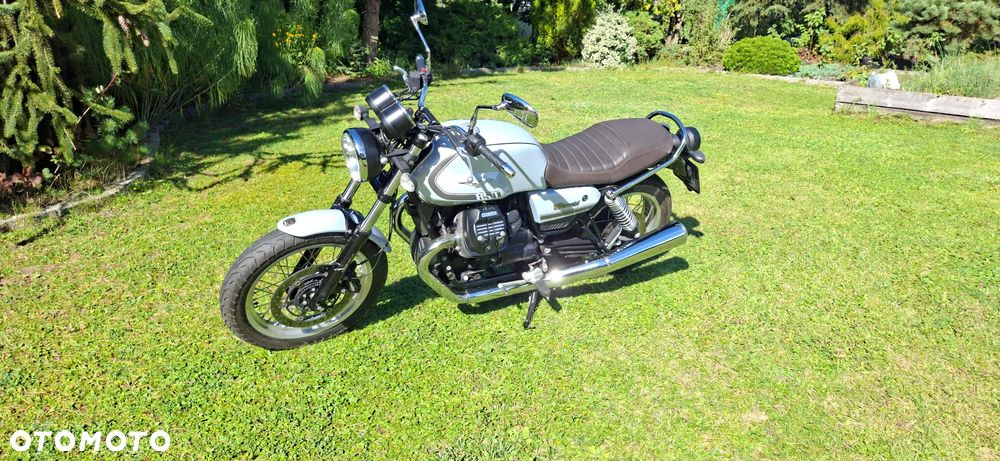 Moto Guzzi V7 - 8