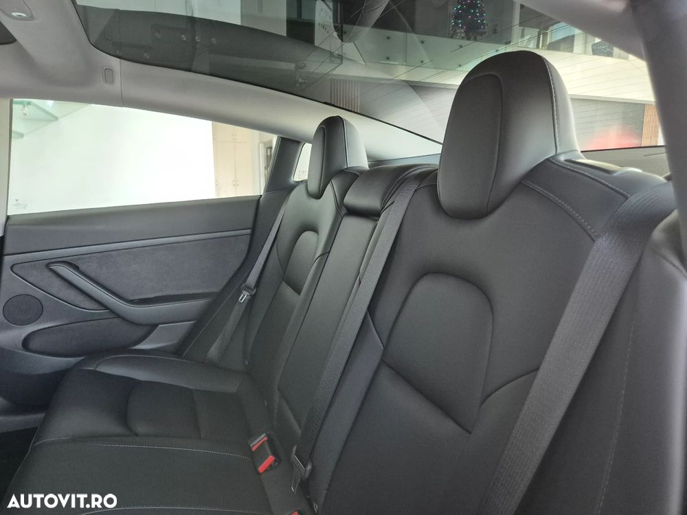 Tesla Model 3 Langstreckenbatterie Allradantrieb Dual Motor - 15