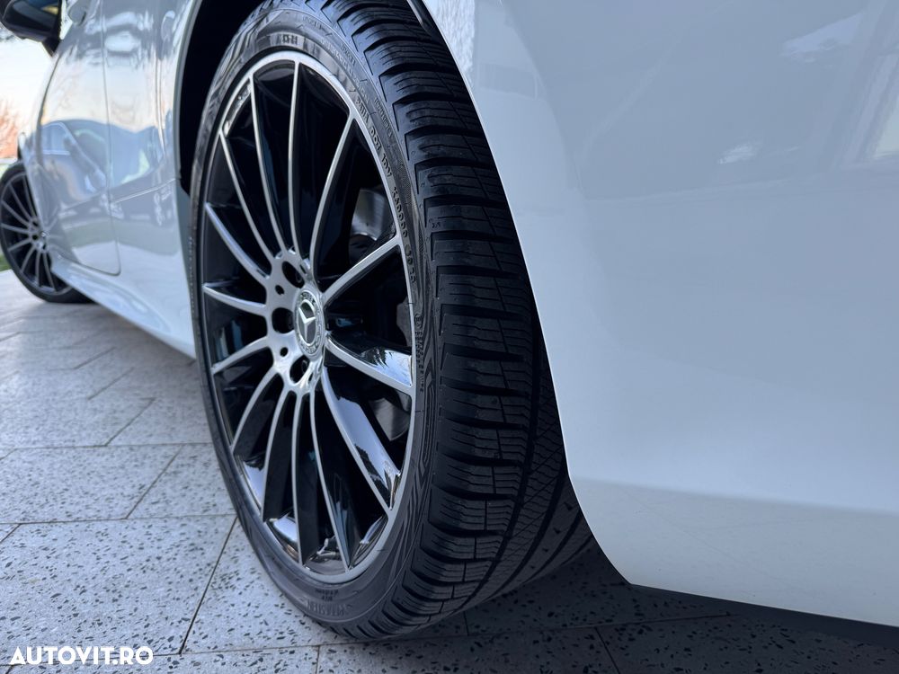 Mercedes-Benz E 300 Coupe 9G-TRONIC AMG Line - 20