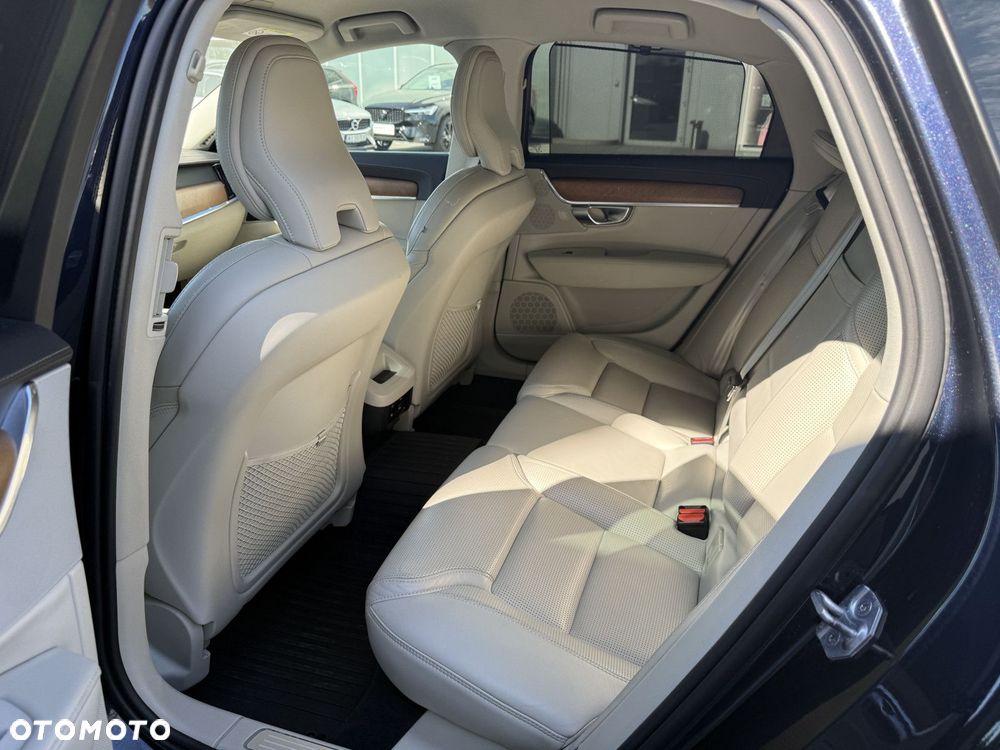 Volvo S90 - 18