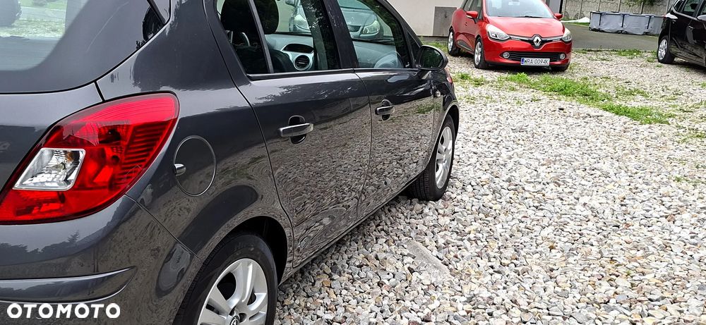 Opel Corsa 1.4 16V Innovation - 7