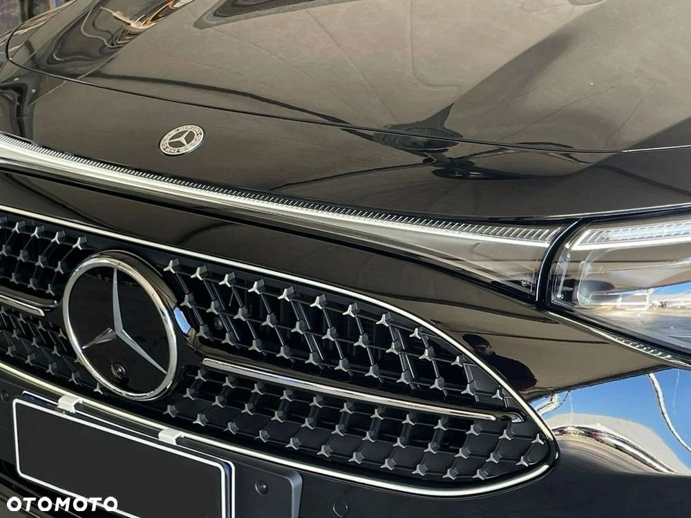 Mercedes-Benz CLA 200 mHEV 8G-DCT - 4