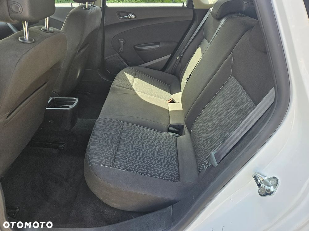 Opel Astra 1.6 Style - 16