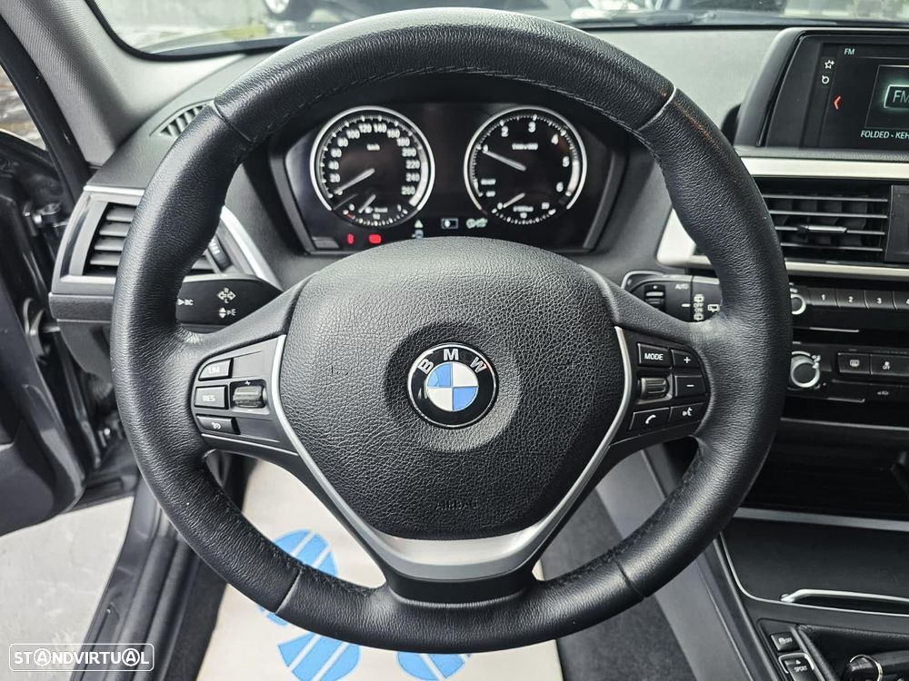 BMW 116 d Line Urban - 19