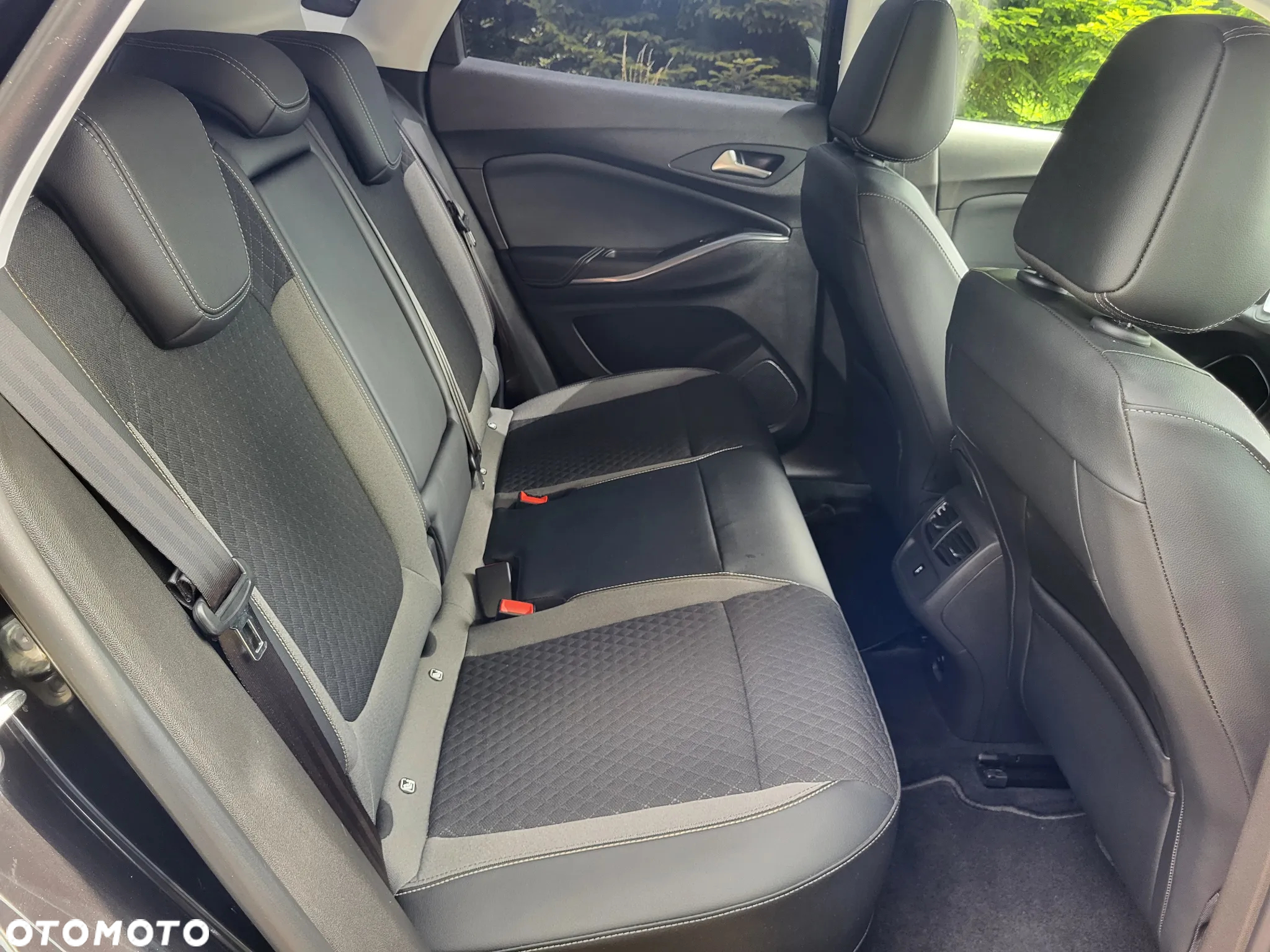 Opel Grandland X Plug-in-Hybrid4 1.6 DI Start/Stop Business INNOVATION - 15
