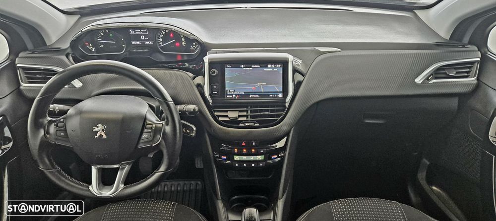 Peugeot 208 1.2 PureTech Allure - 7