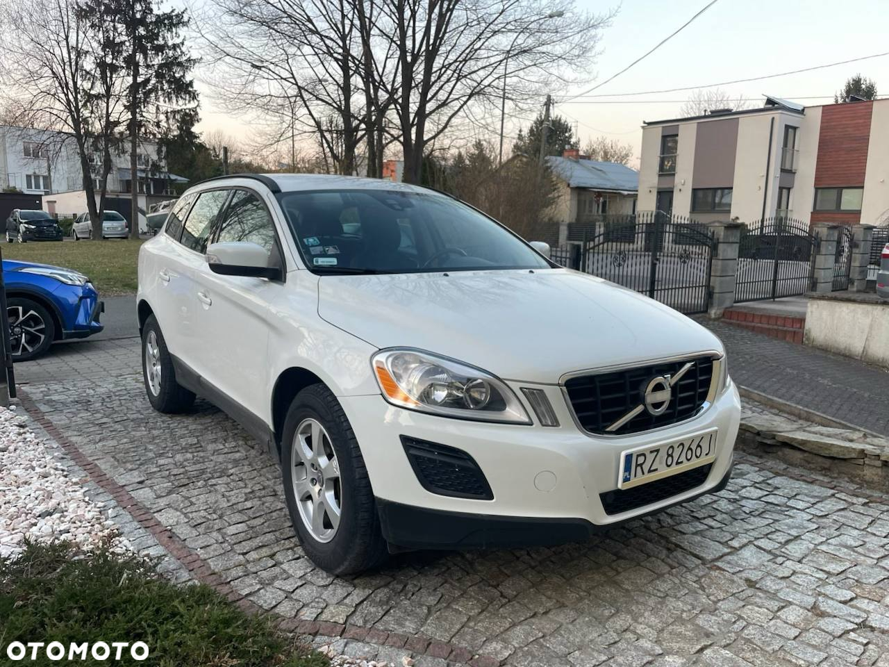 Volvo XC 60 2.4D AWD Kinetic - 16