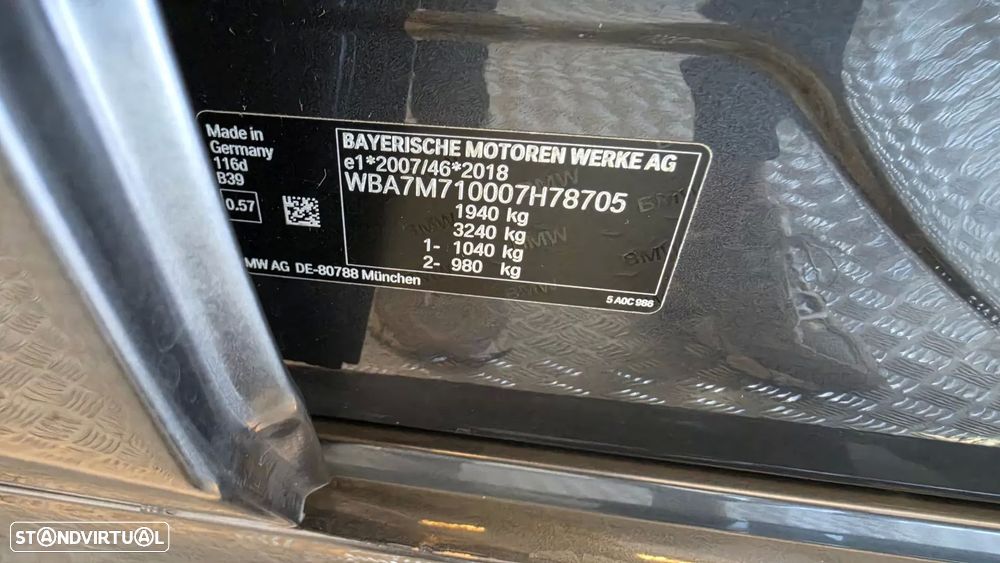 BMW 116 d Pack Desportivo M Auto - 57