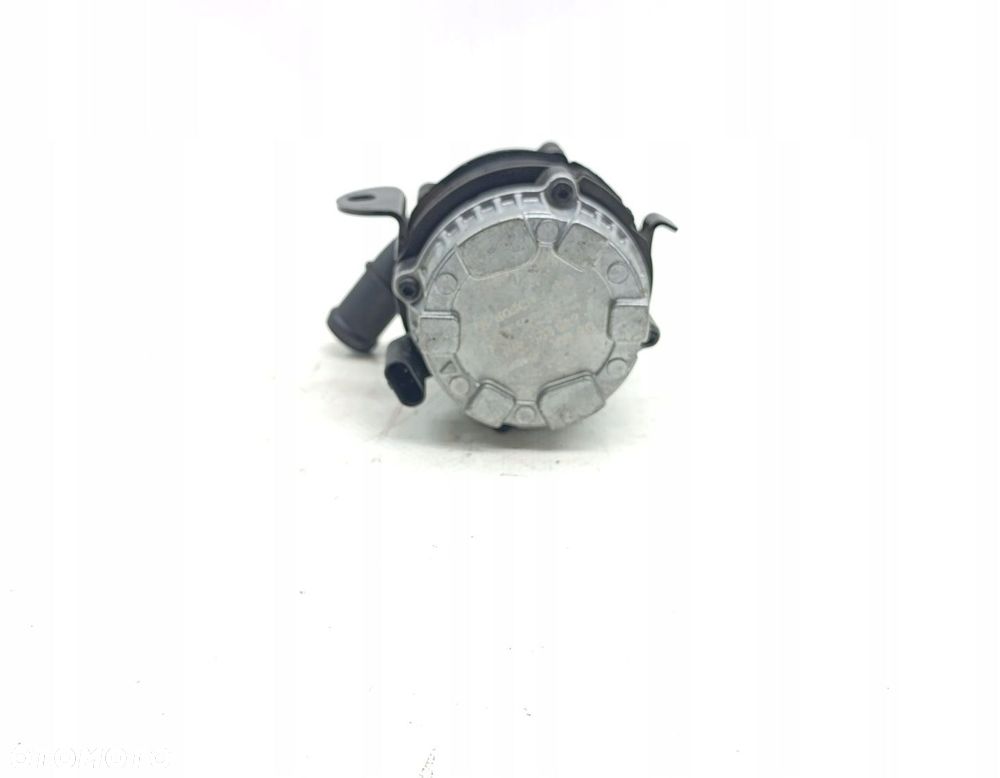 DODATKOWA POMPA WODY Volkswagen Golf VII 1.4 TFSI 04L965567 - 2