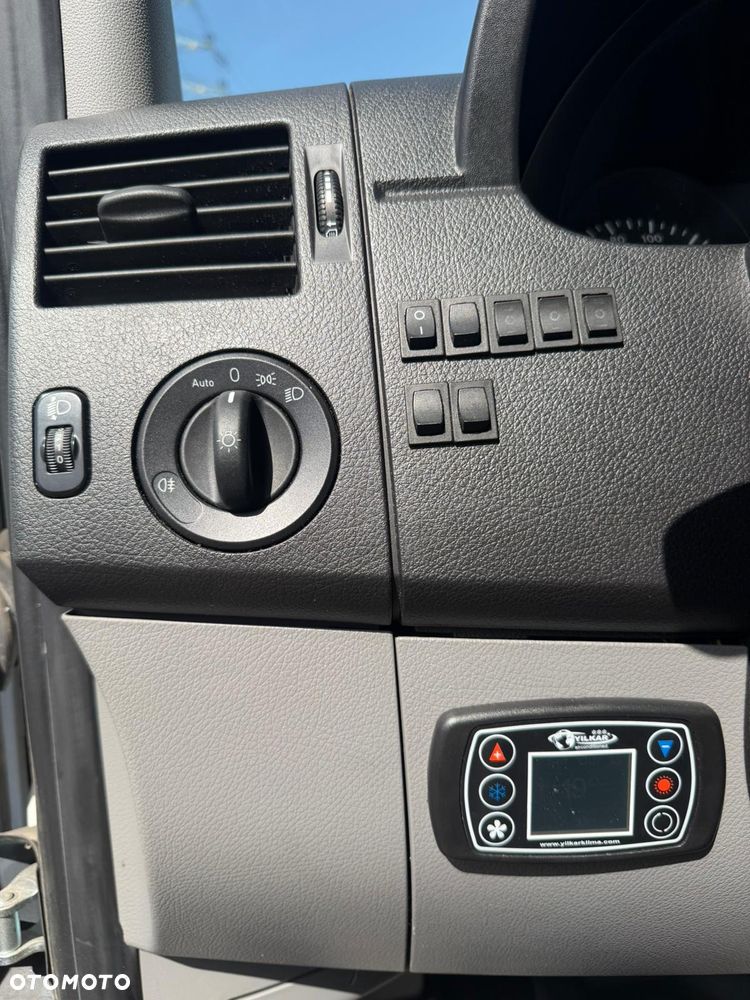 Mercedes-Benz Sprinter - 20