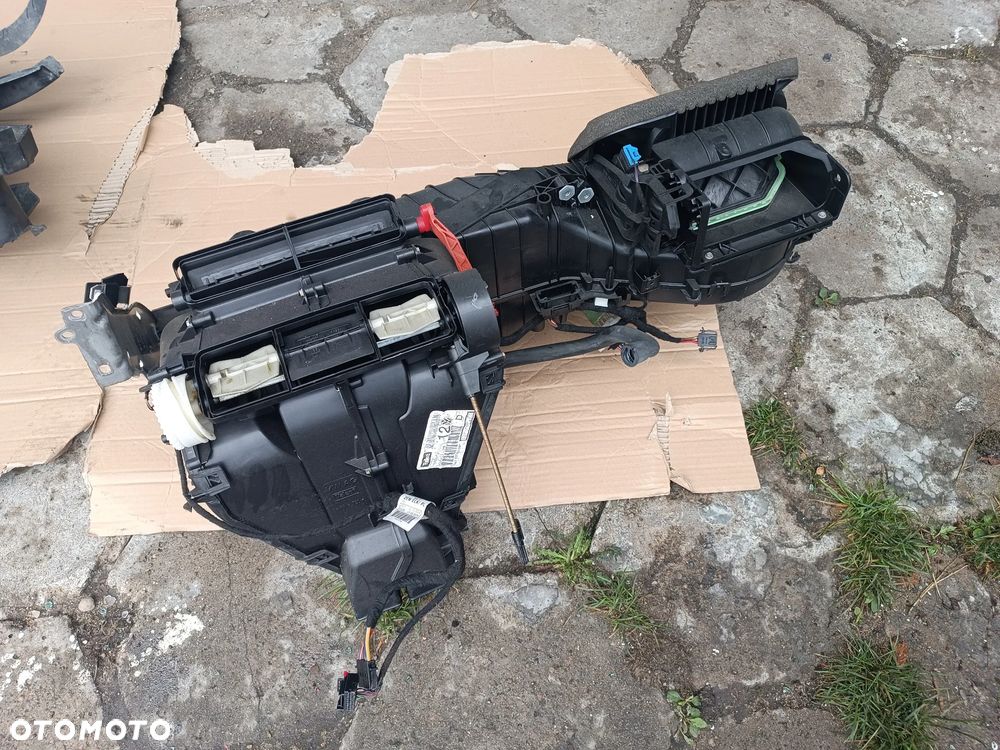 VW GOLF V JETTA NAGRZEWNICA SILNICZKI 1K1820003CB - 1