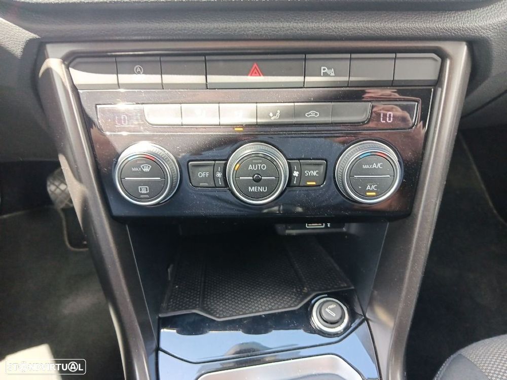 VW T-Roc 1.6 TDI Style - 21