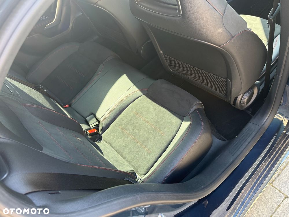 Mercedes-Benz Klasa A 200 d AMG Line 8G-DCT - 10