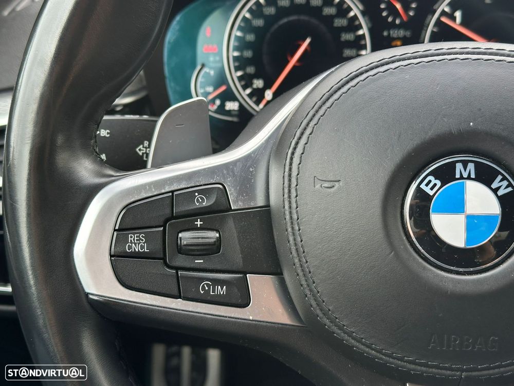 BMW 520 d Pack M Auto - 17