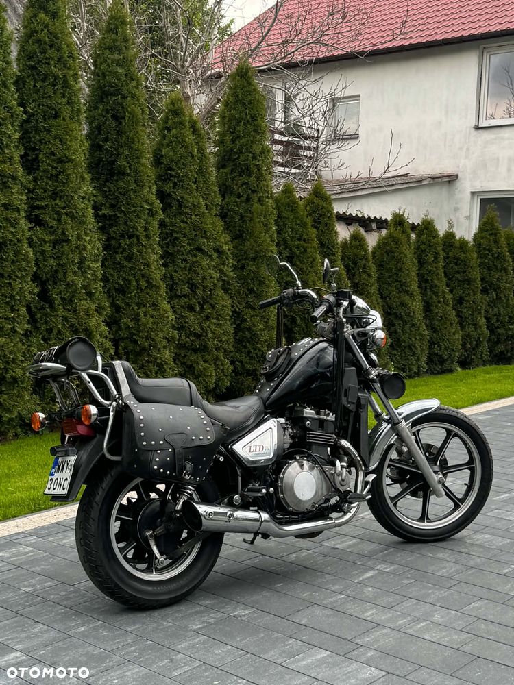 Kawasaki LTD - 3