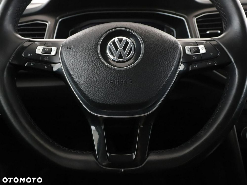 Volkswagen T-Roc 1.0 TSI Style - 22