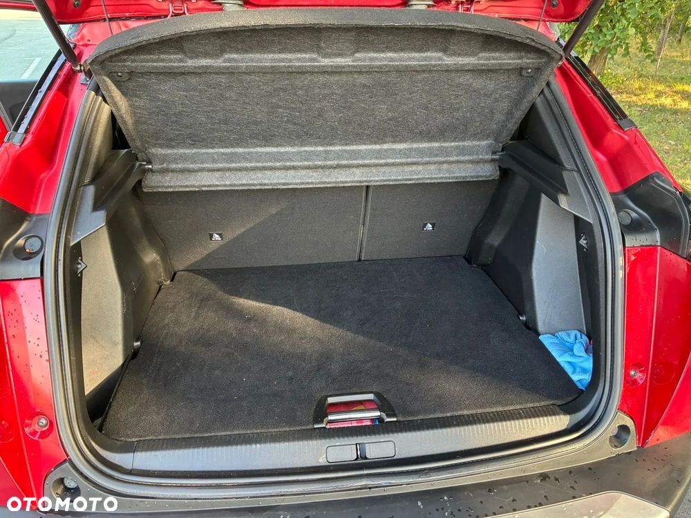 Peugeot 2008 1.5 BlueHDi GT S&S EAT8 - 6