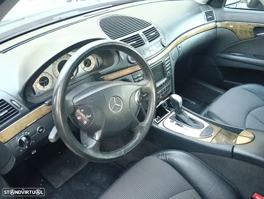 Mercedes-Benz E 320 - 22