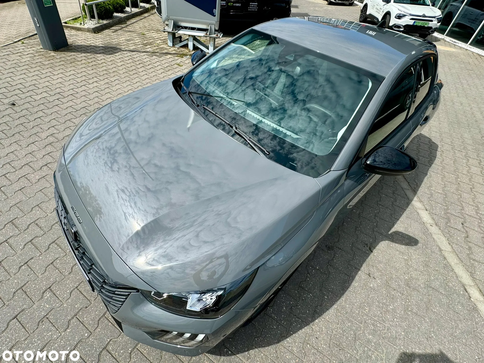Peugeot 208 e-208 54kWh Allure - 11