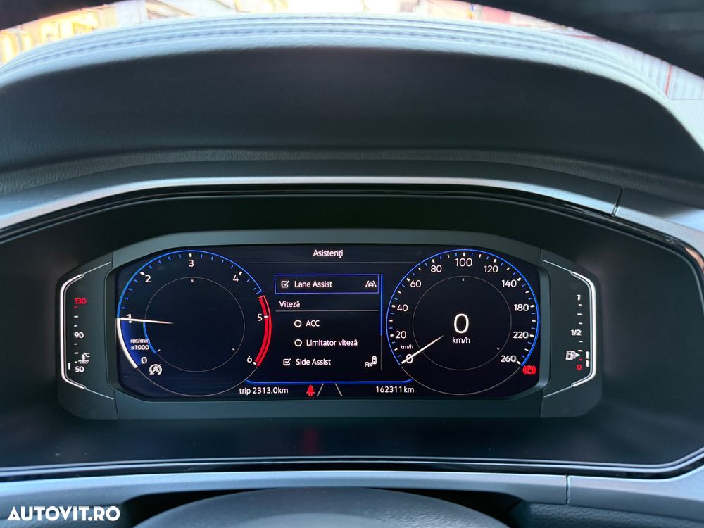 Volkswagen T-Roc 2.0 TDI SCR Life - 21