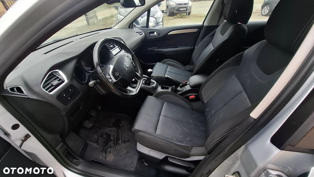 Citroën C4 VTi 95 Selection - 13