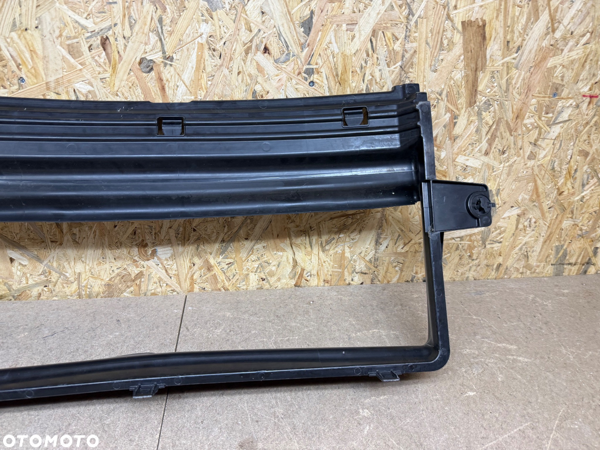 32227933 WLOT KIEROWNICA POWIETRZA CENTRALNA CHŁODNIC VOLVO XC60 II - 12