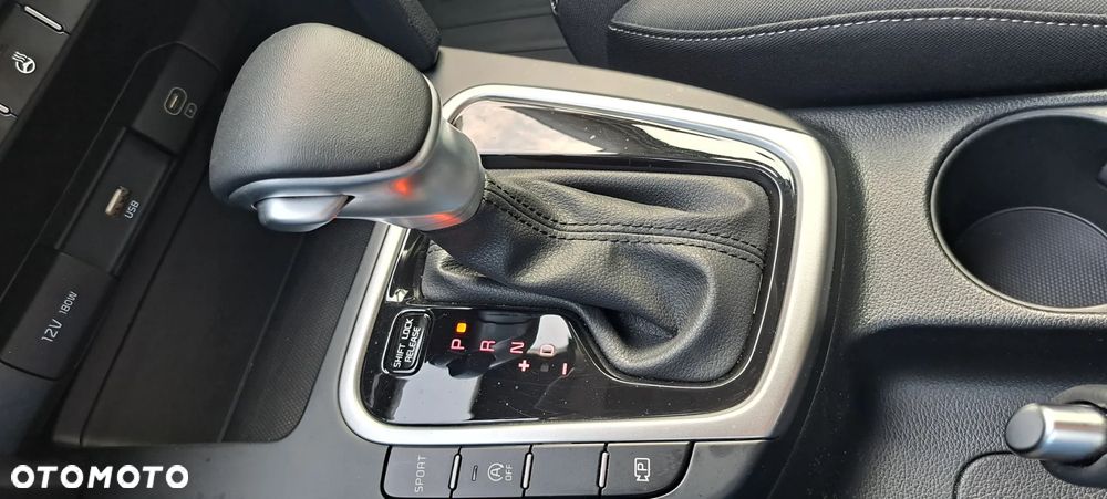 Kia XCeed 1.5 T-GDI M DCT - 27