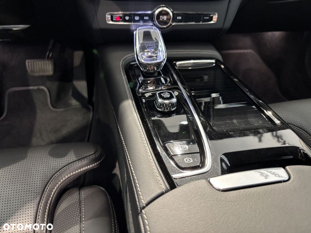 Volvo V90 - 16