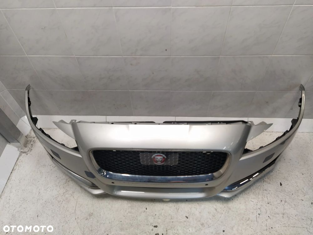 JAGUAR XF X260 ZDERZAK PRZÓD PRZEDNI KOMPLETNY 4XPDC SPRYSKIWACZE GRILL ATRAPA CHŁODNICY ZNACZEK POD RADAR WIĄZKA ORYGINAŁ - 10