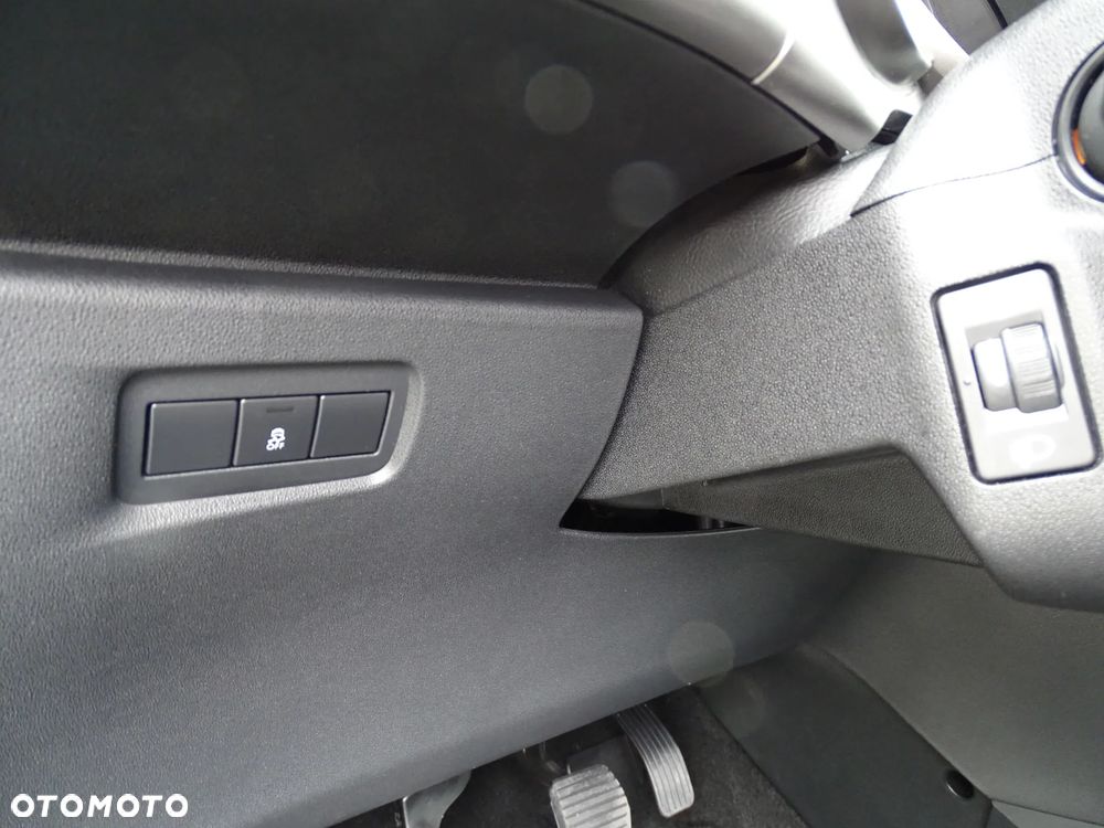 Citroën C3 Pure Tech (VTi) 82 Exclusive - 26