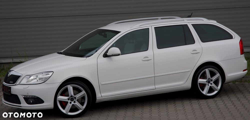 Skoda Octavia 2.0 TDI DPF RS DSG - 6