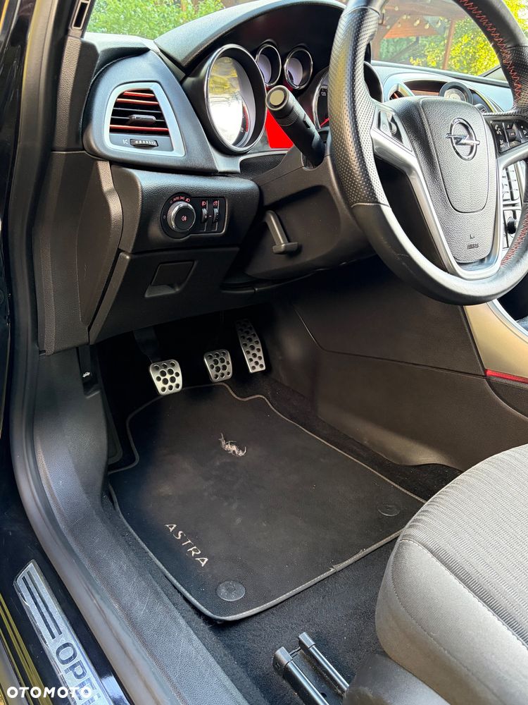 Opel Astra - 16