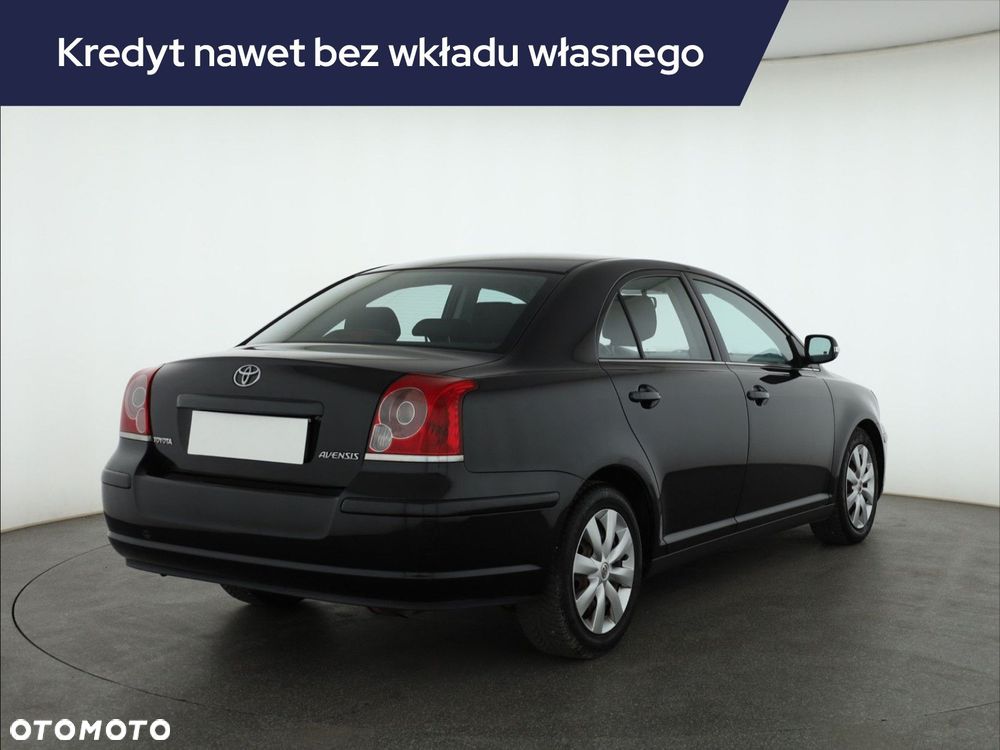 Toyota Avensis - 7