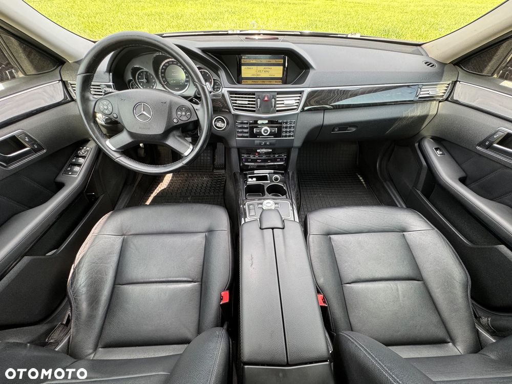 Mercedes-Benz Klasa E 350 CDI 4-Matic BlueEff Avantgarde - 30