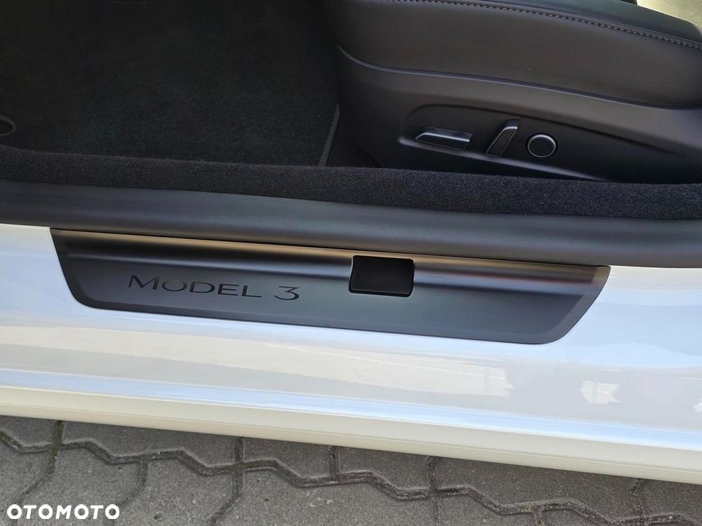 Tesla Model 3 Long Range AWD Premium - 15