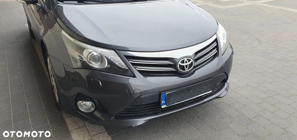 Toyota Avensis - 7