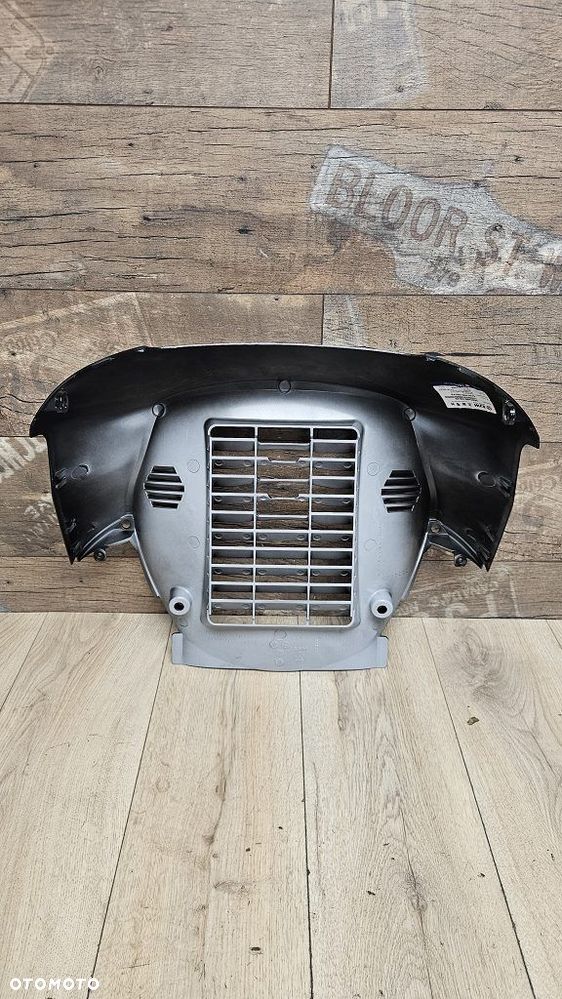 Osłona chłodnicy owiewka Spoiler grill SYM GTS 125 / 250 / 300 EVO  64300-HMA-000-KB - 6