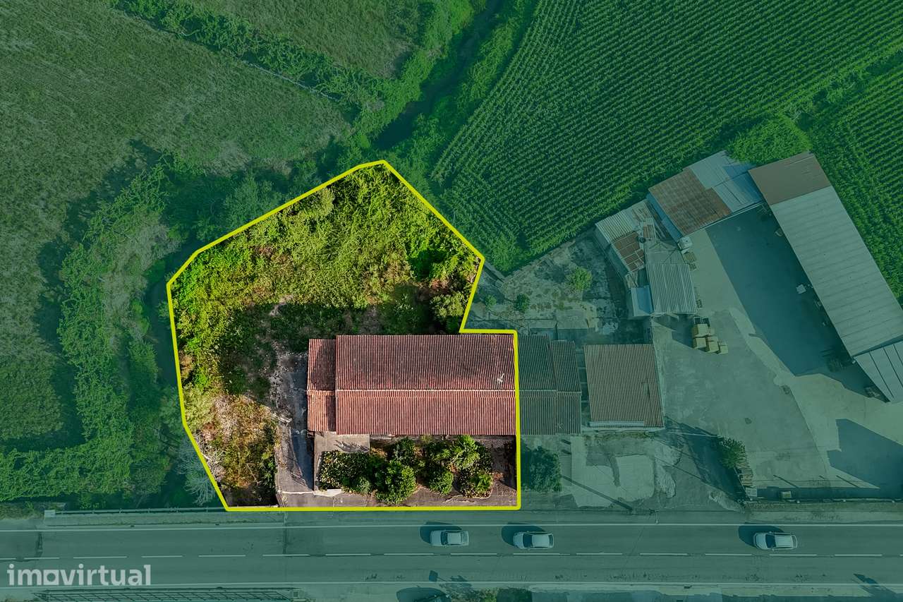 Moradia T4 c/ 376 m², jardim e riacho - Grande imagem: 4/43