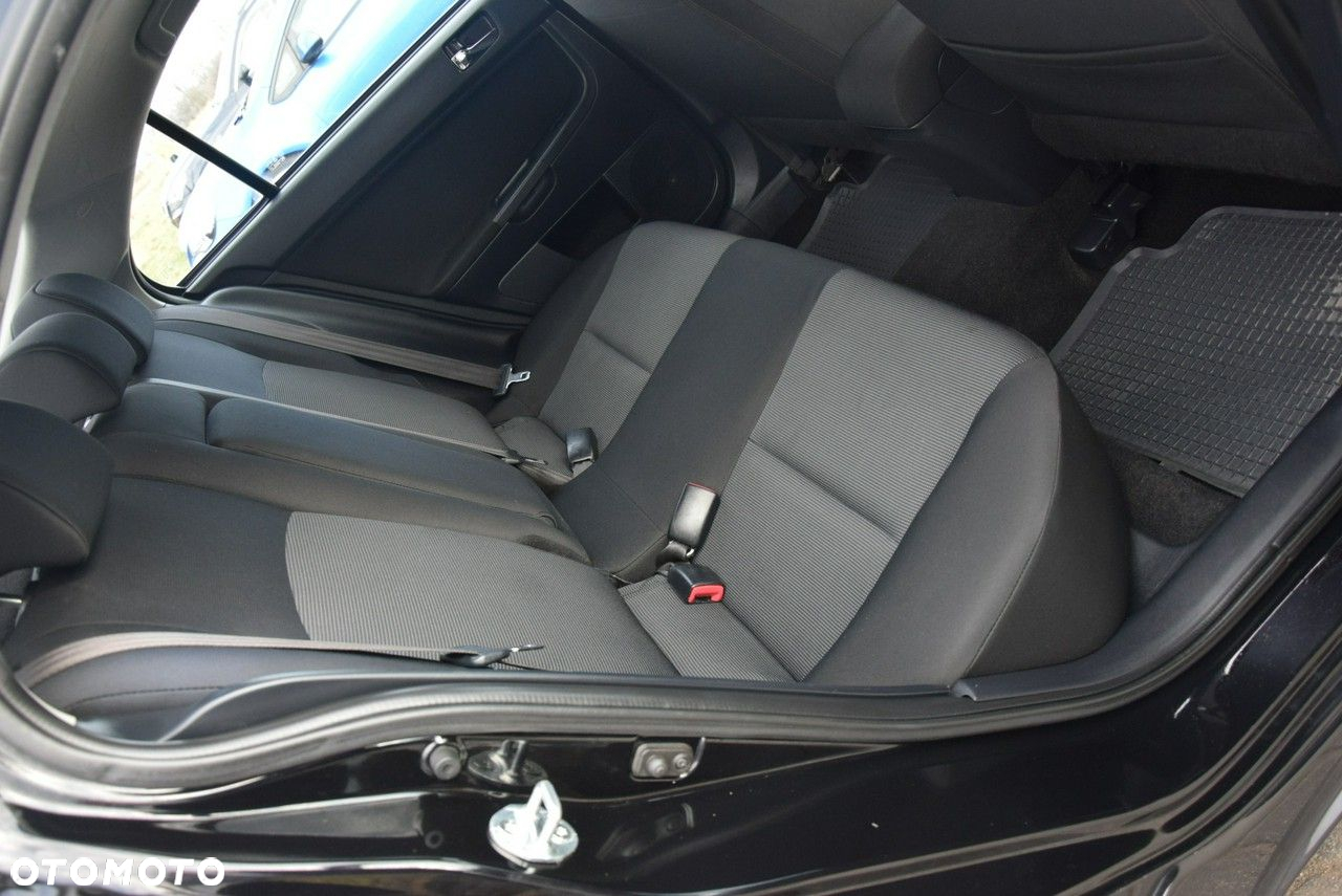 Mitsubishi Lancer 1.8 CVT Intense - 17