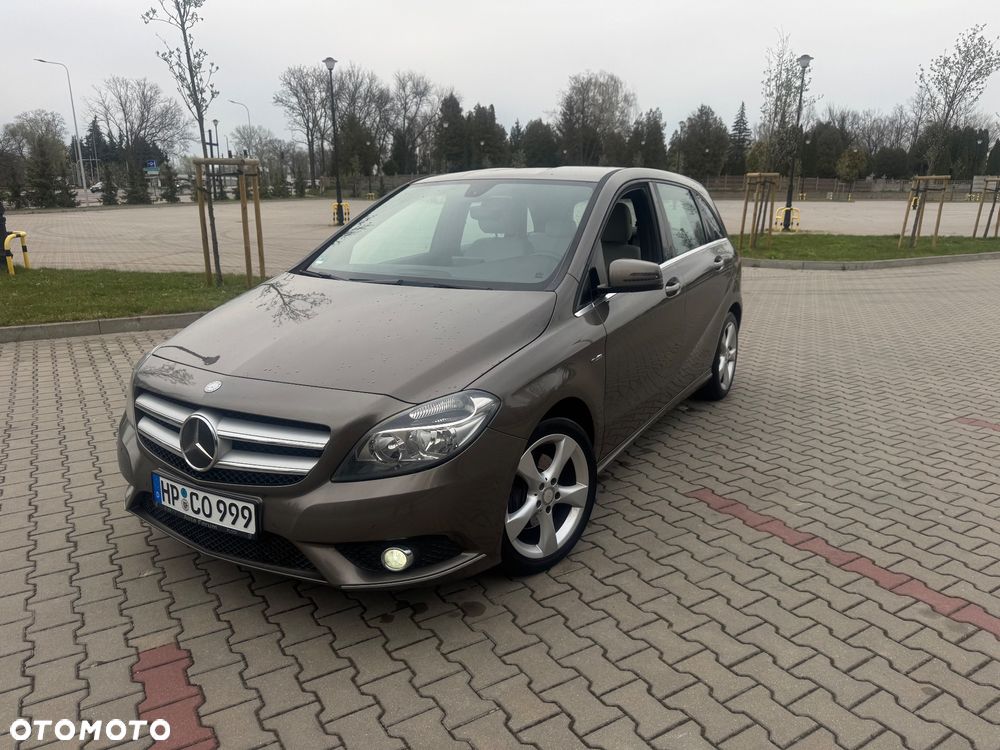 Mercedes-Benz Klasa B 180 BlueEFFICIENCY Edition Style - 3