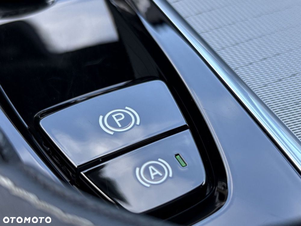 Volvo XC 90 - 19