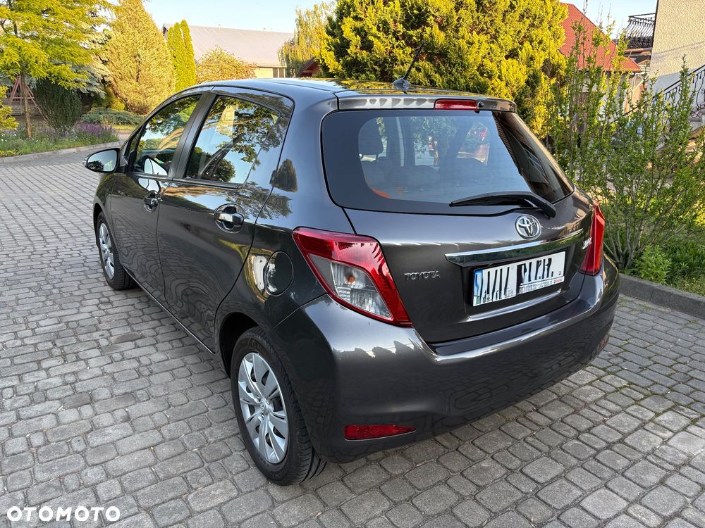 Toyota Yaris - 5