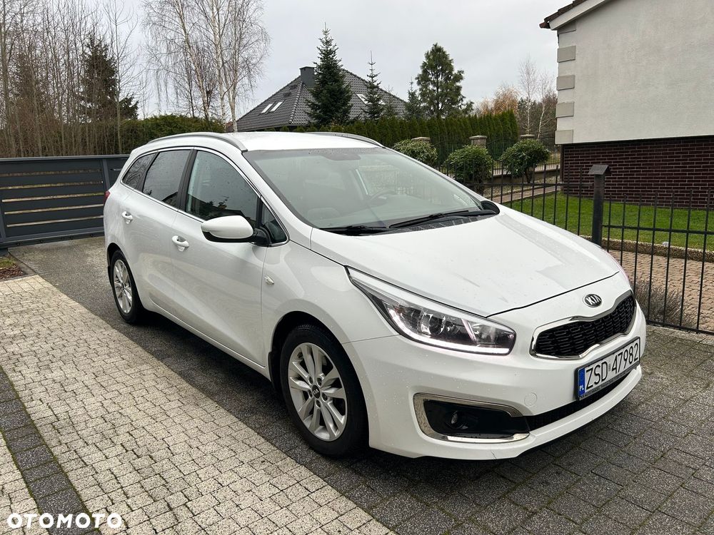 Kia Ceed 1.6 CRDi 136 ISG GT Line - 1
