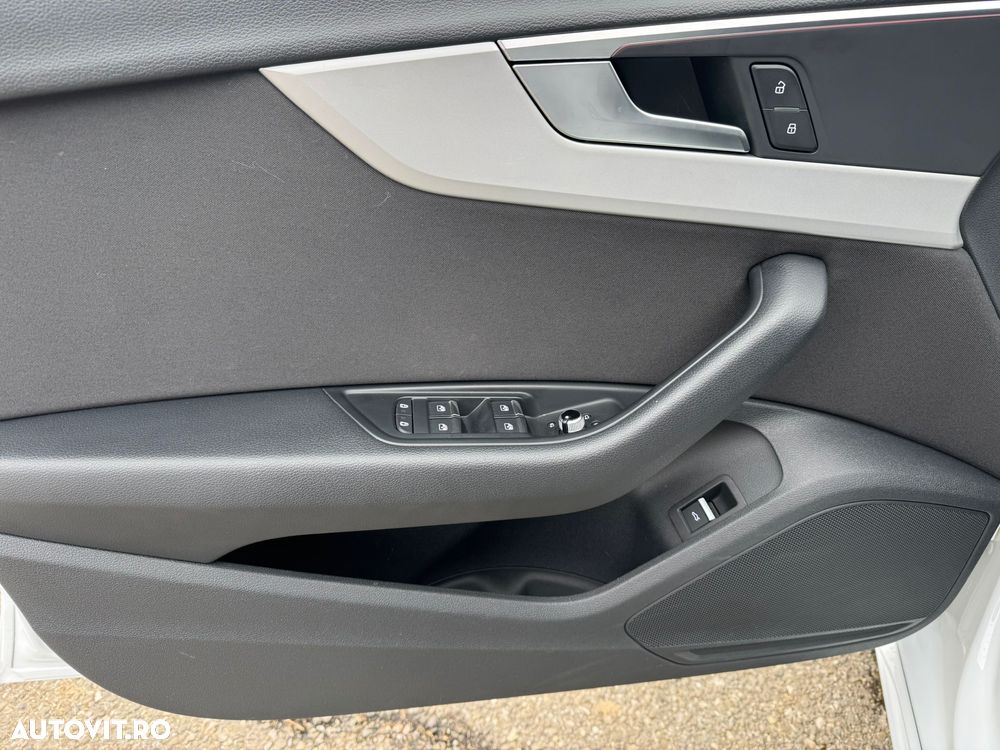 Audi A4 Avant 2.0 40 TDI S tronic MHEV S Line - 34