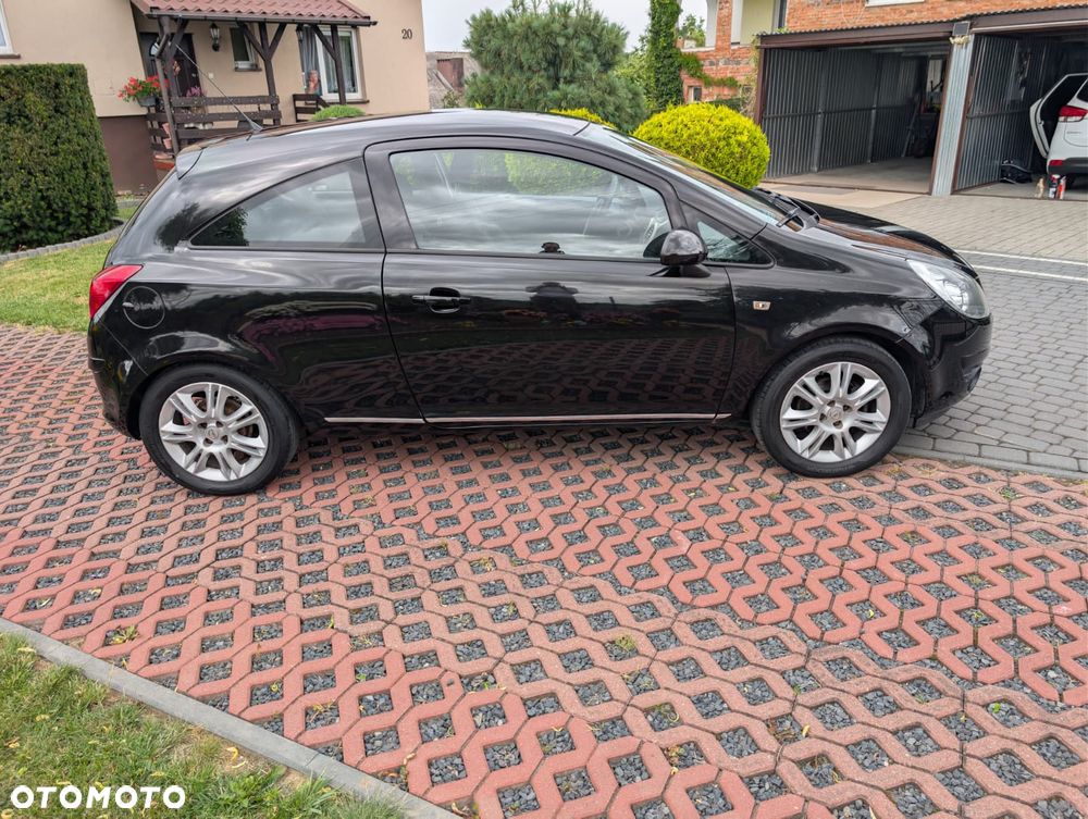 Opel Corsa 1.2 16V - 4