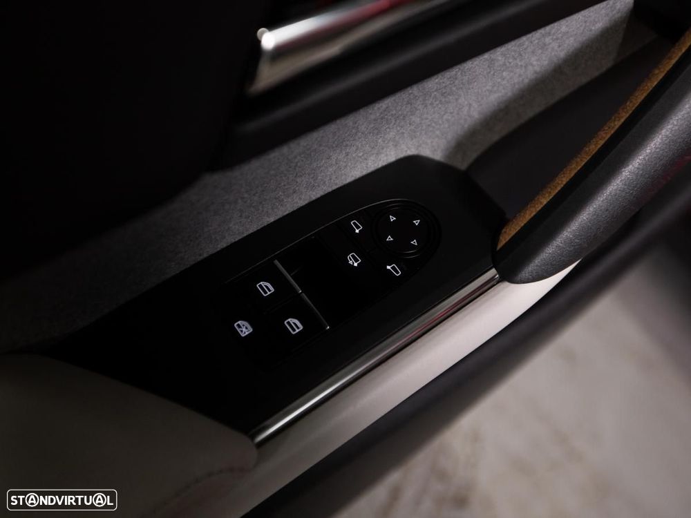 Mazda MX-30 e-SKYACTIV Excellence - 15