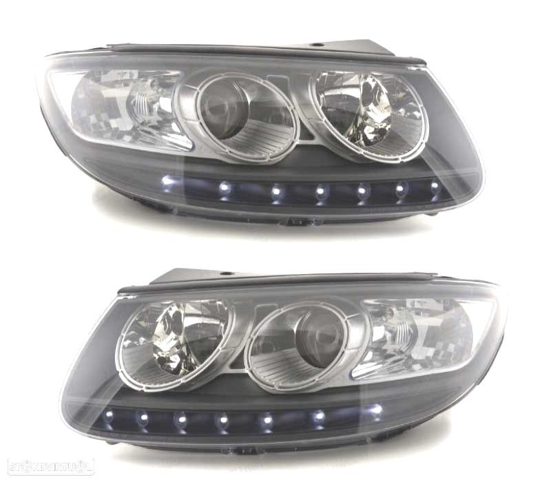 FARÓIS HYUNDAI SANTA FE 06-11 OLHOS DE ANJO LUZ DIURNA FUNDO NEGRO - 1